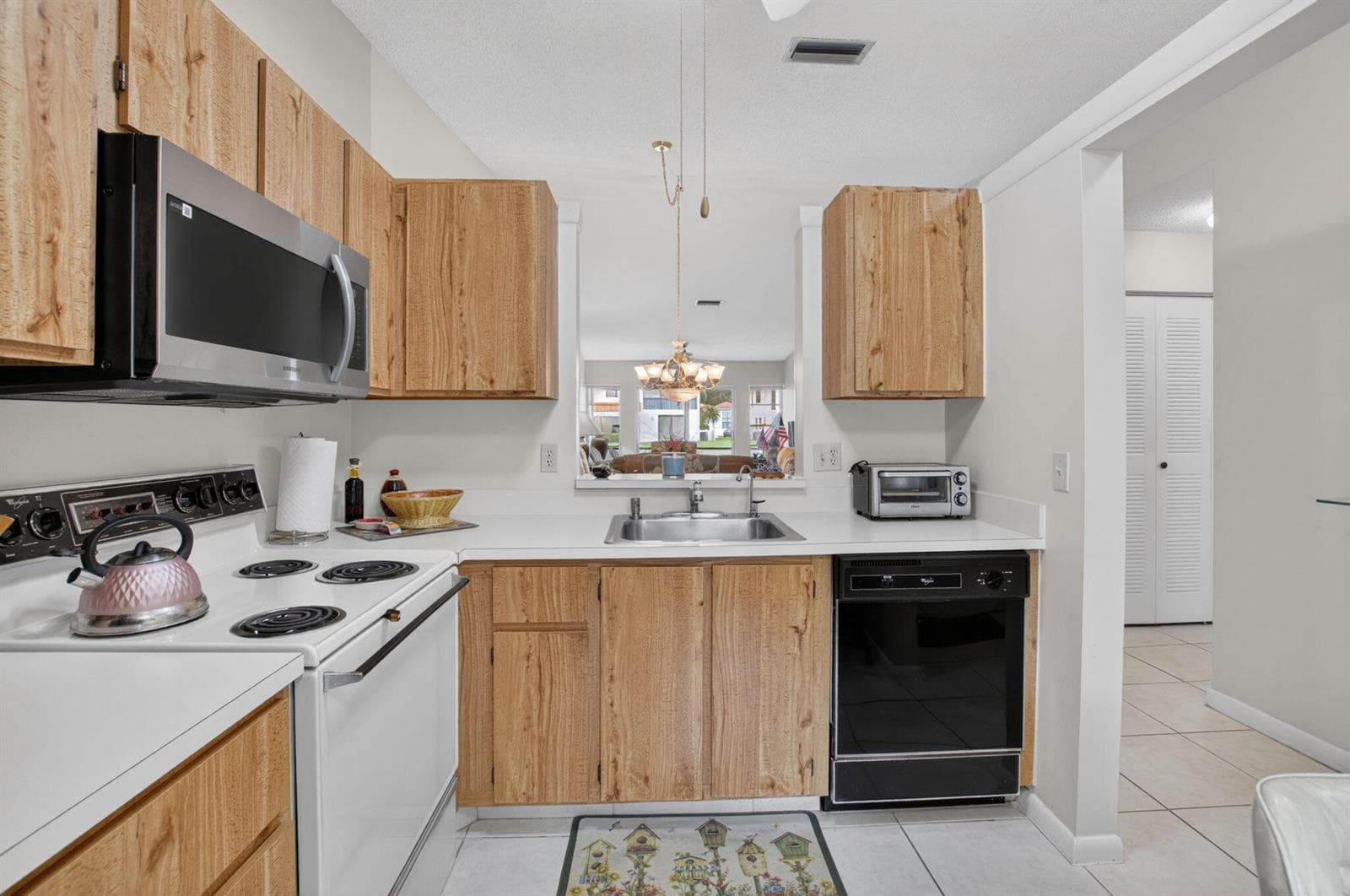 8697 Sunbird Place photo 3