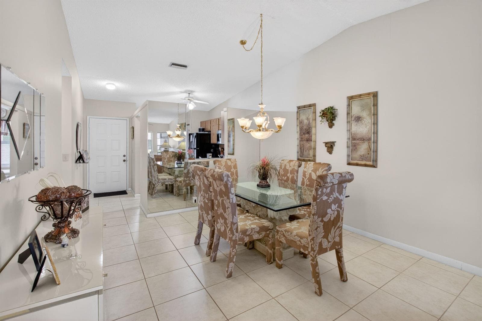 8697 Sunbird Place photo 11