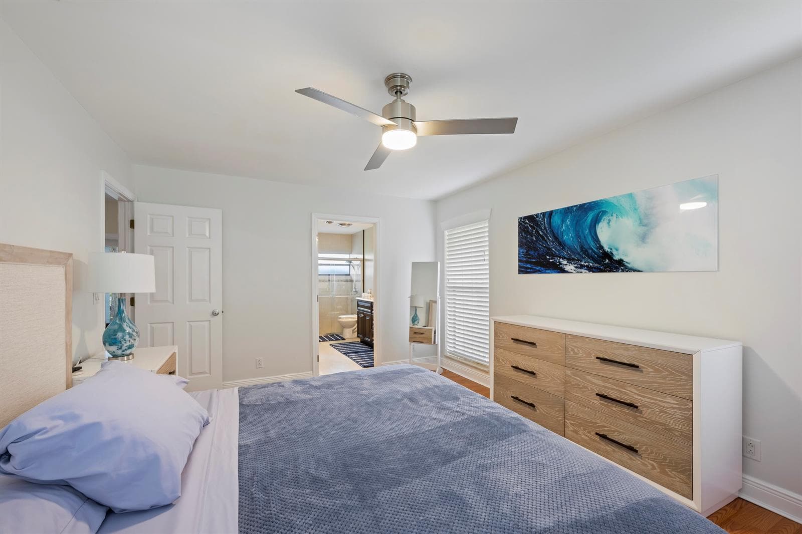 756 Juniper Place photo 8