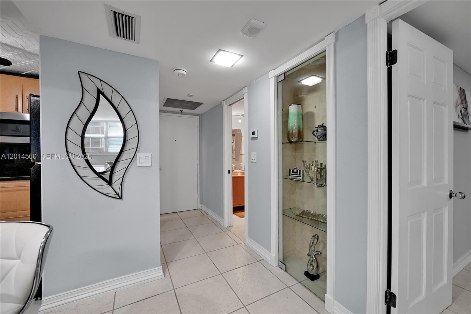 6039 Collins Ave 621 photo 6