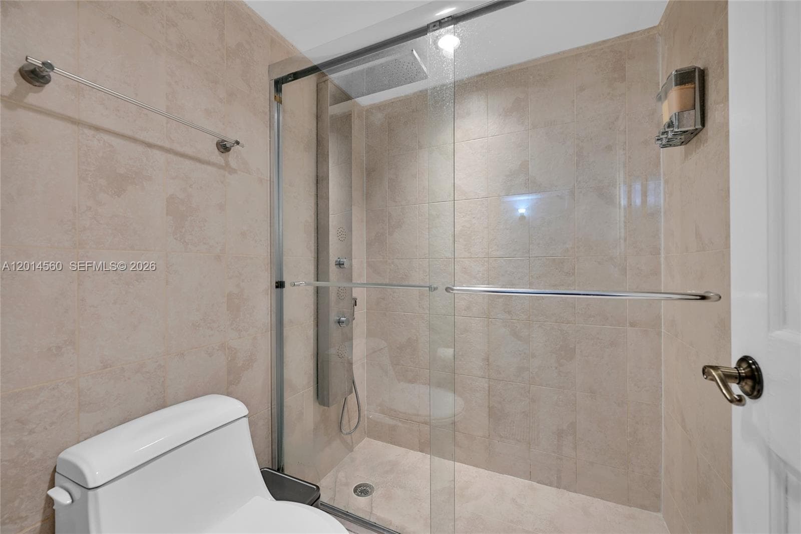 6039 Collins Ave 621 photo 16
