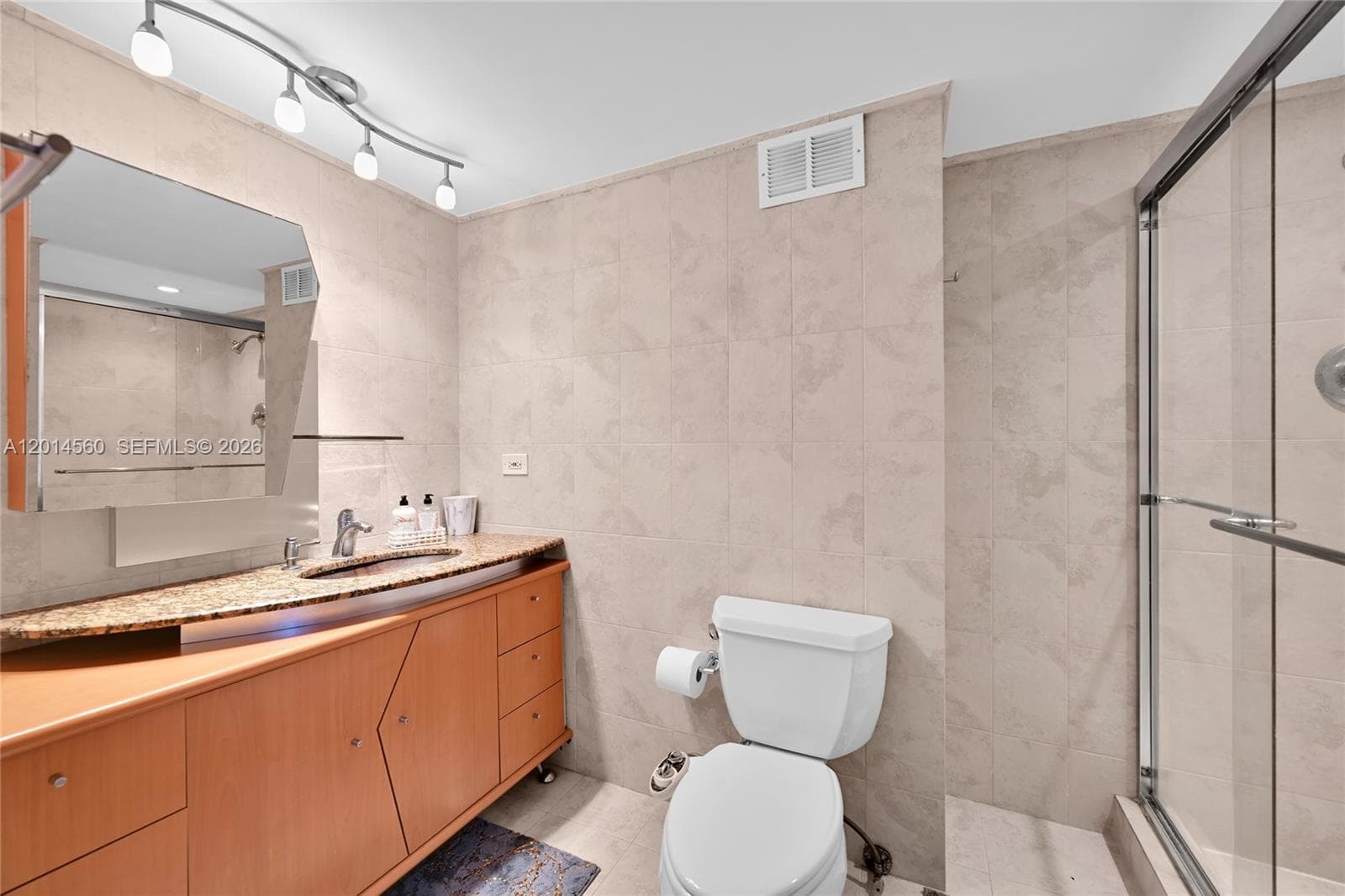 6039 Collins Ave 621 photo 12