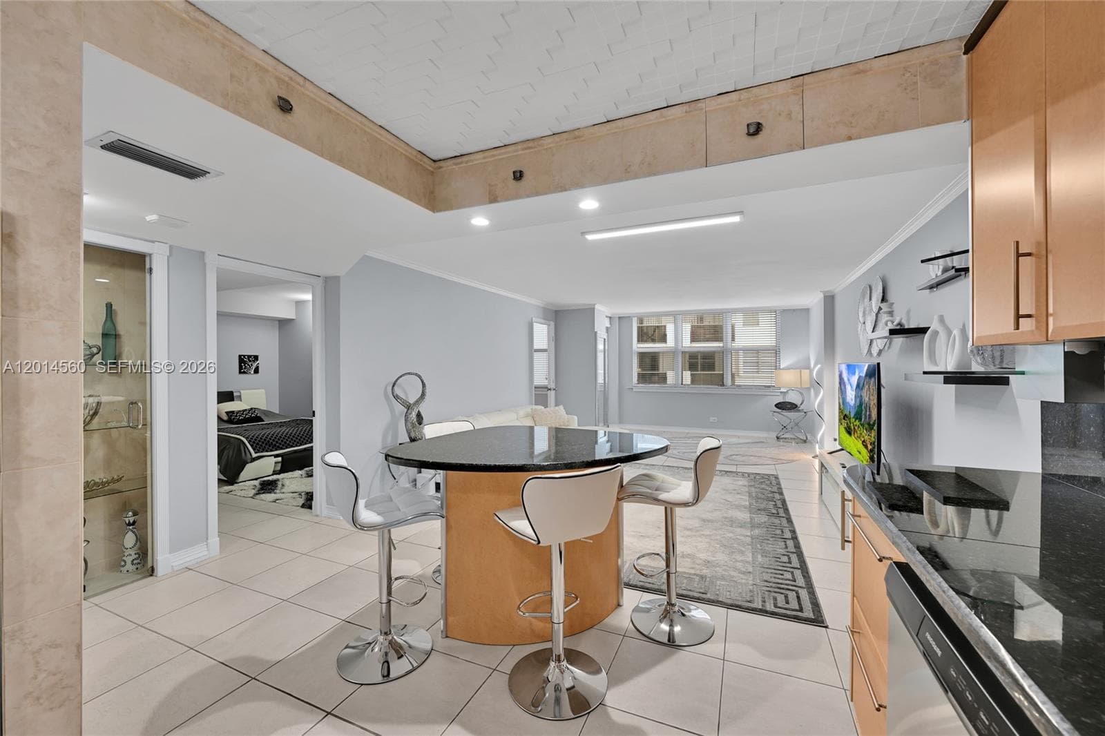 6039 Collins Ave 621 photo 15