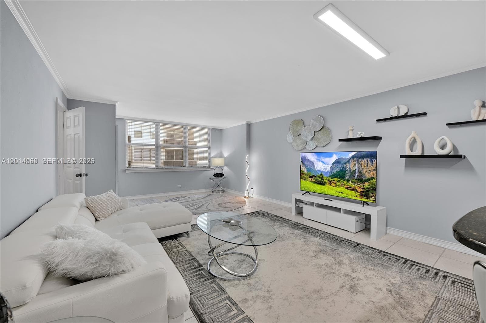 6039 Collins Ave 621 photo 4
