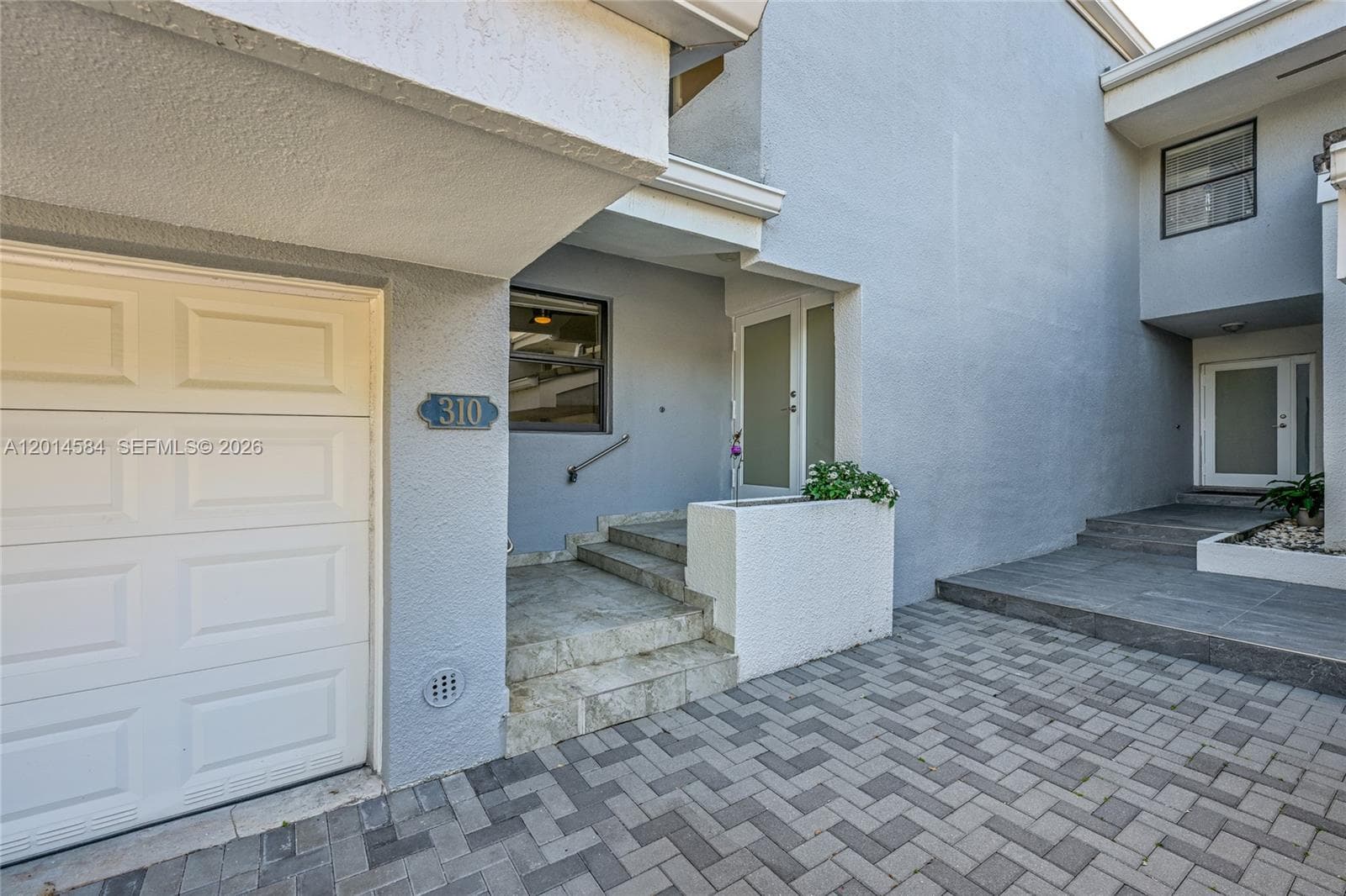 310 Poinciana Dr 802 photo 8