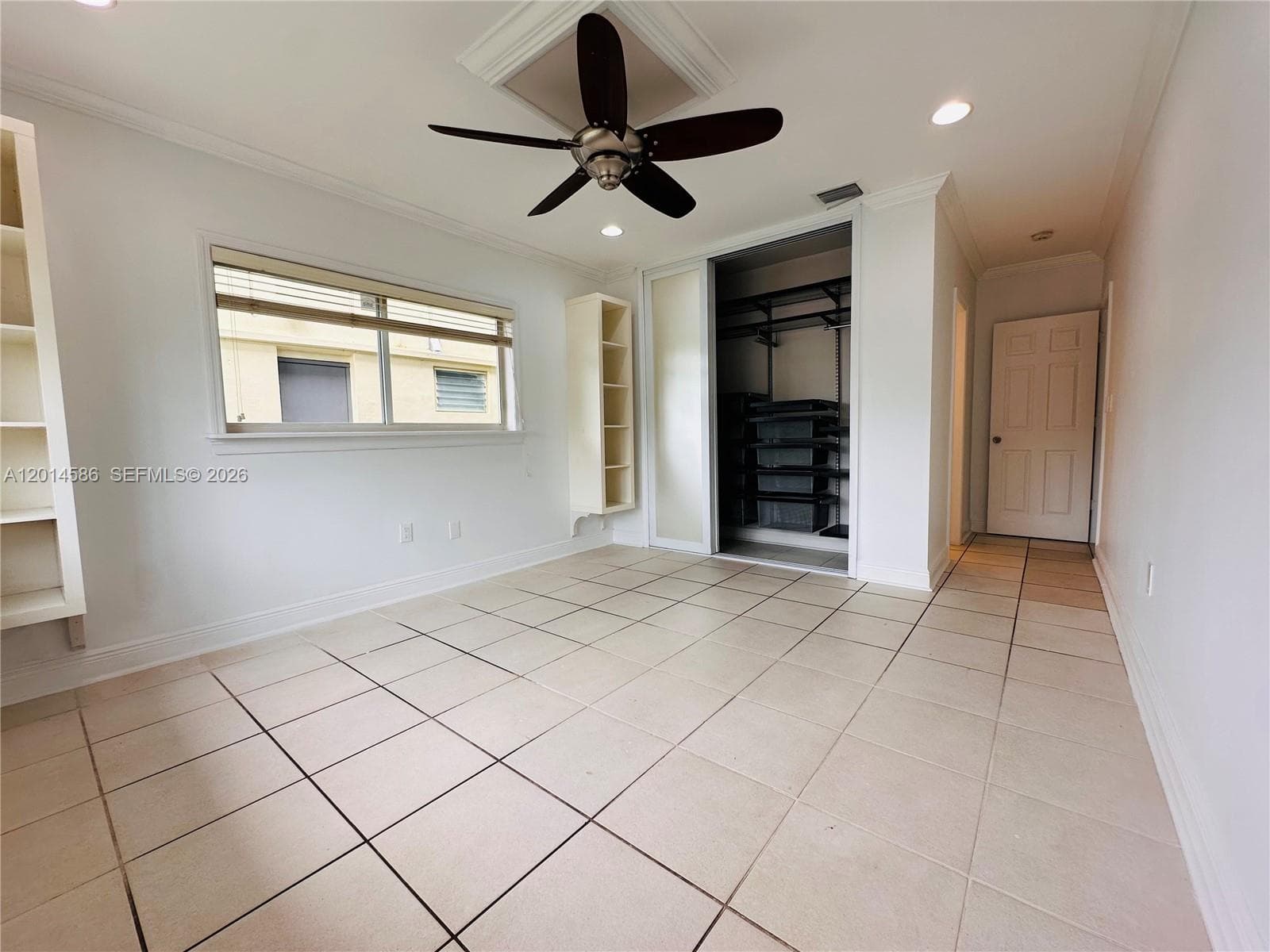 2033 Calais Dr 5 photo 13