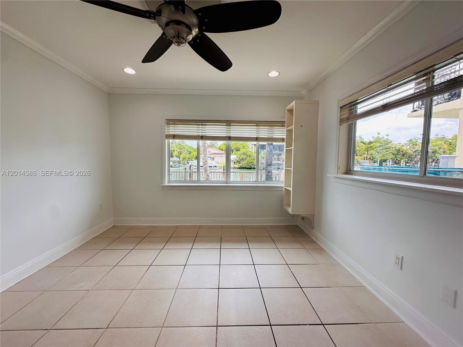 2033 Calais Dr 5 photo 12