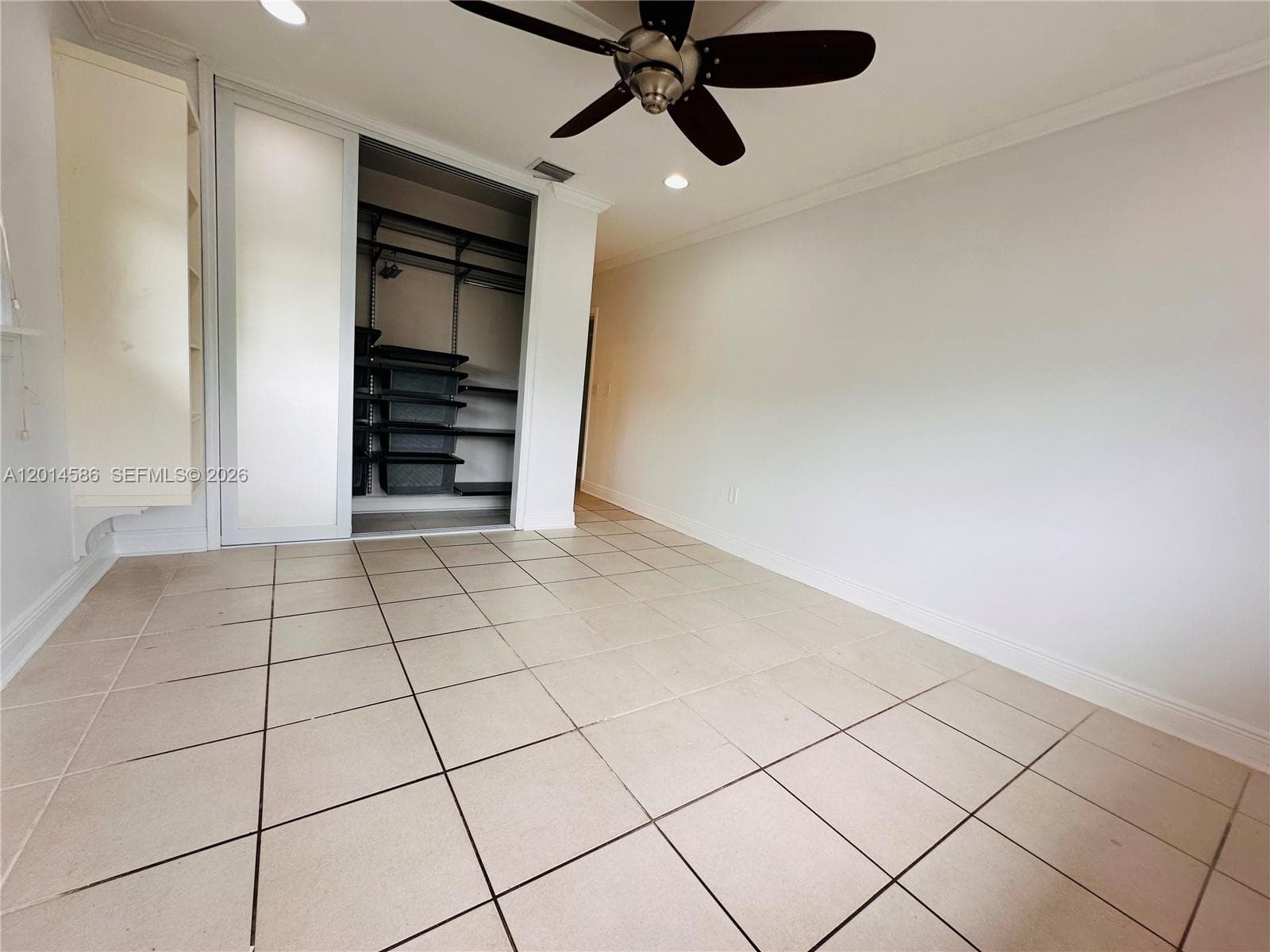 2033 Calais Dr 5 photo 14