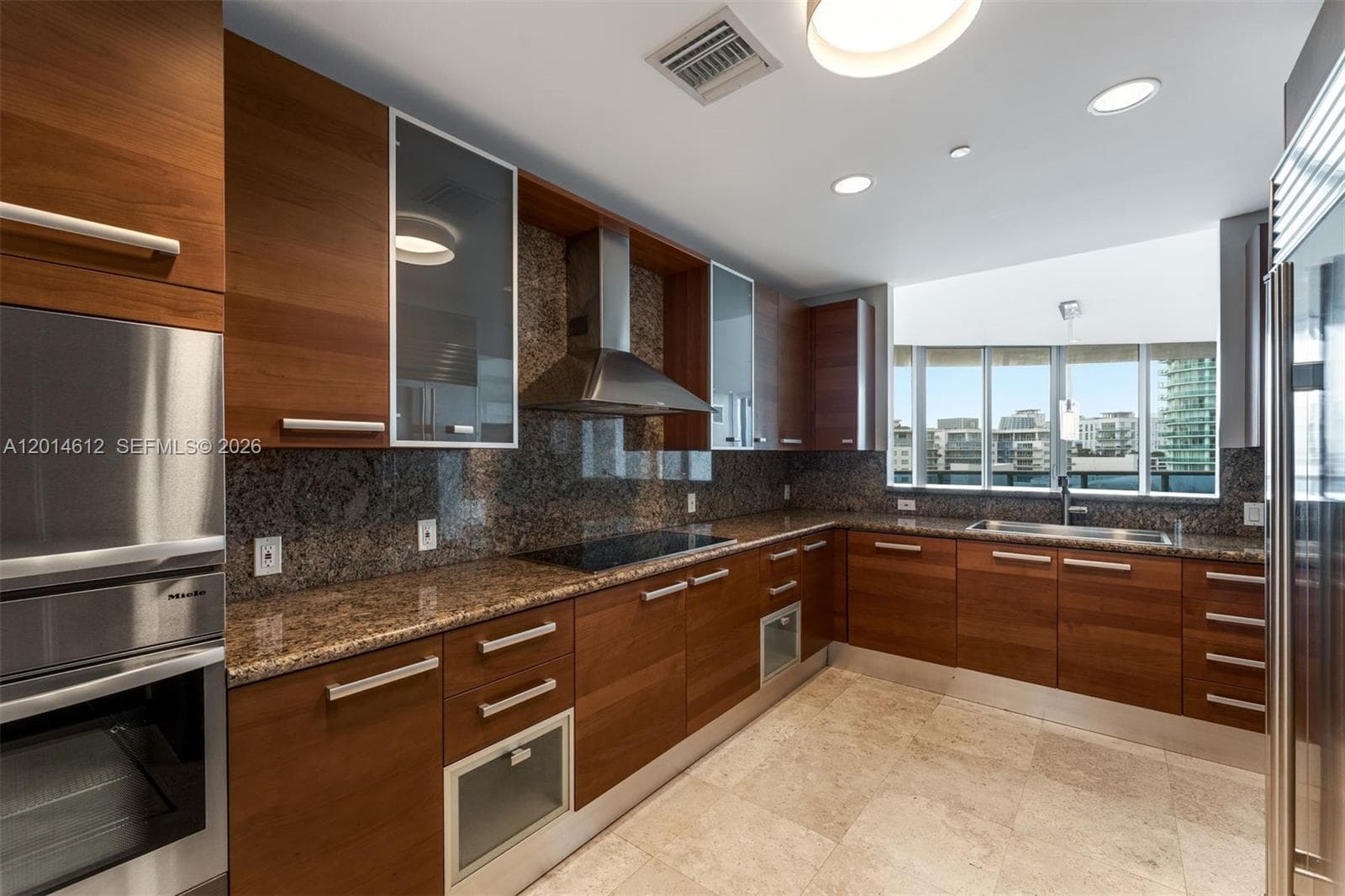 5959 Collins Ave 1001 photo 6