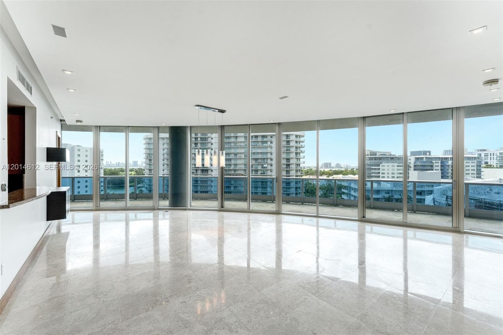 5959 Collins Ave 1001 photo 1