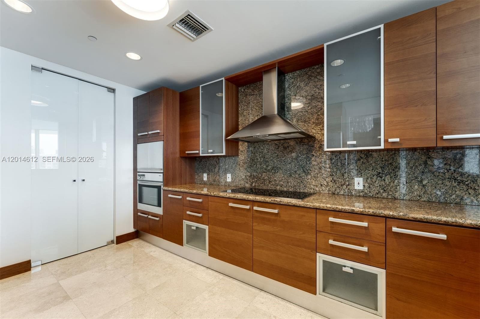 5959 Collins Ave 1001 photo 4