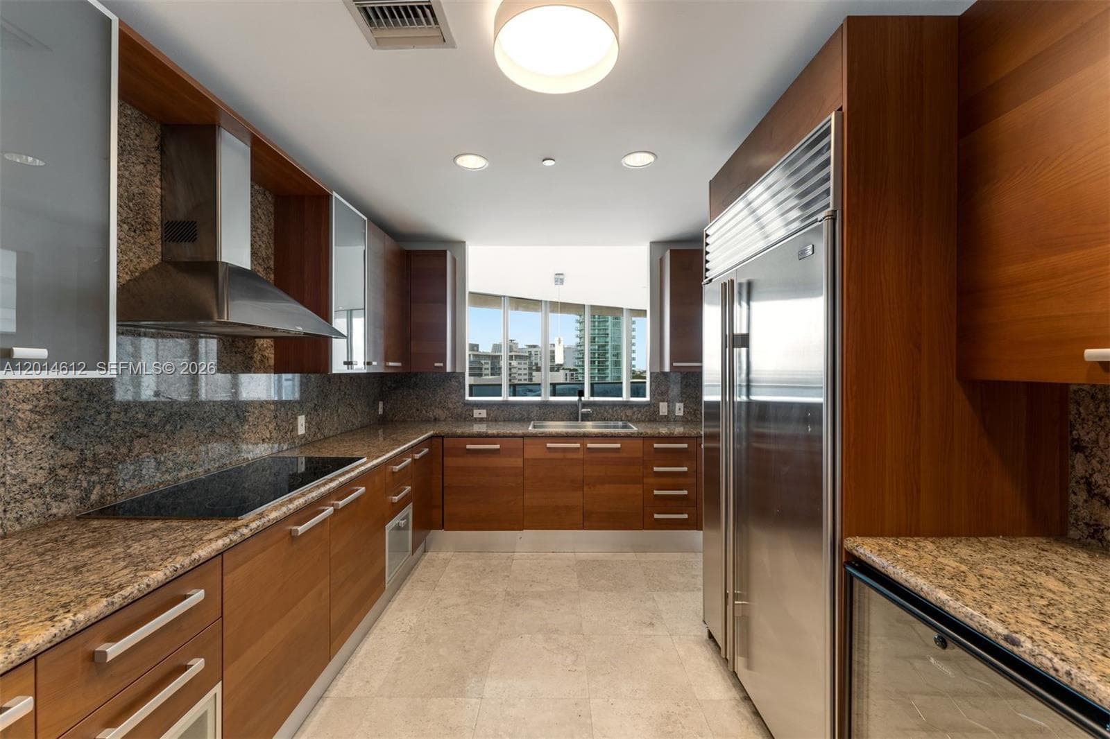5959 Collins Ave 1001 photo 8