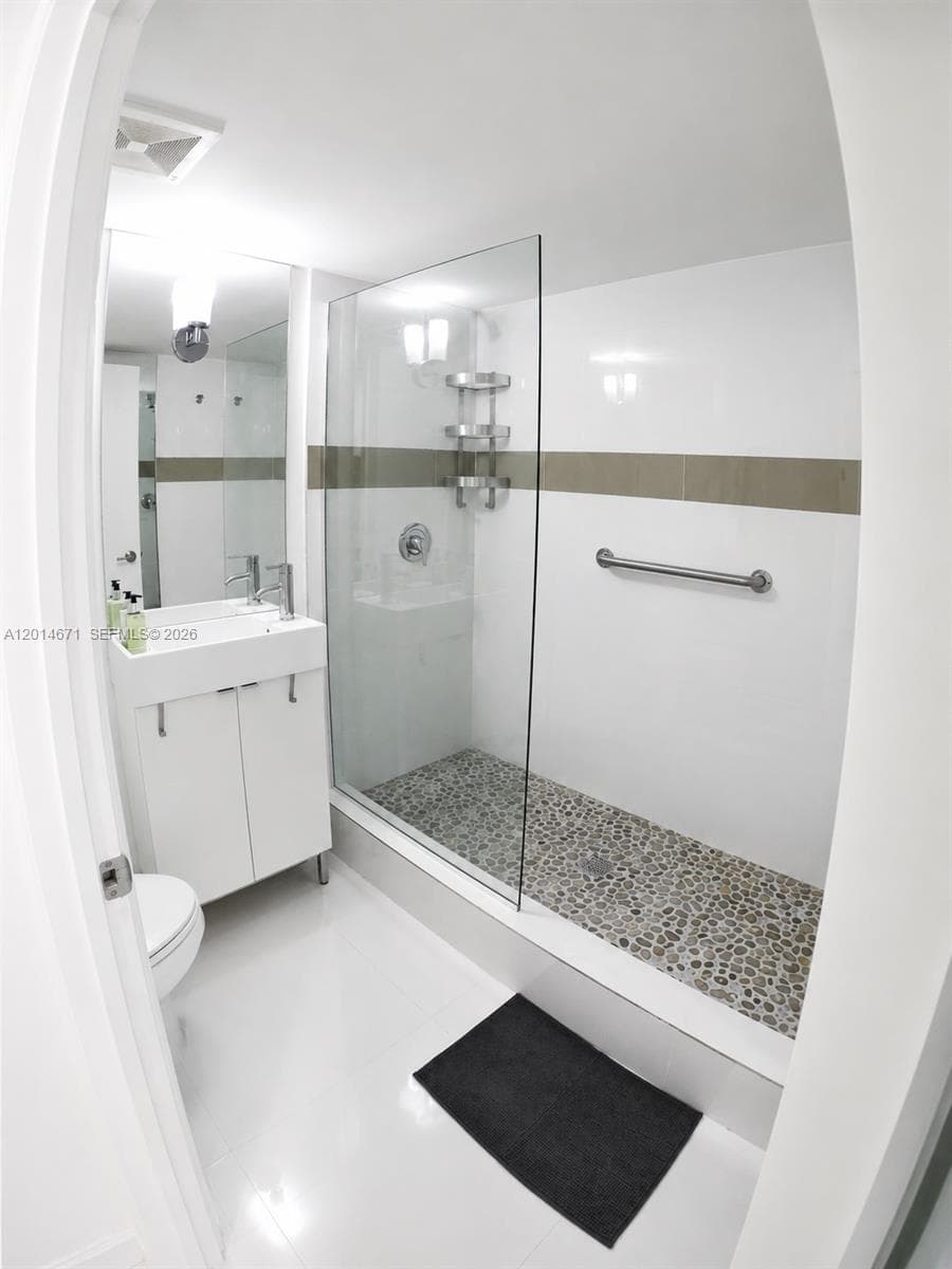 6917 Collins Ave 614 photo 22