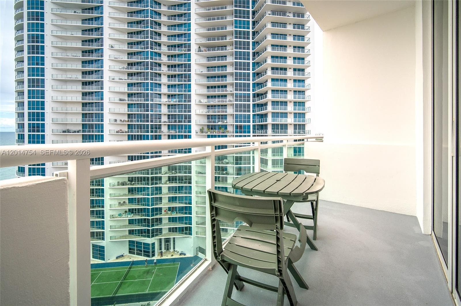 3001 Ocean Dr 1623 photo 10