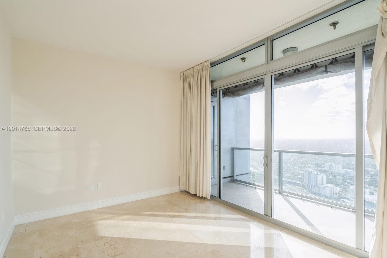 1425 Brickell Ave 57B photo 9