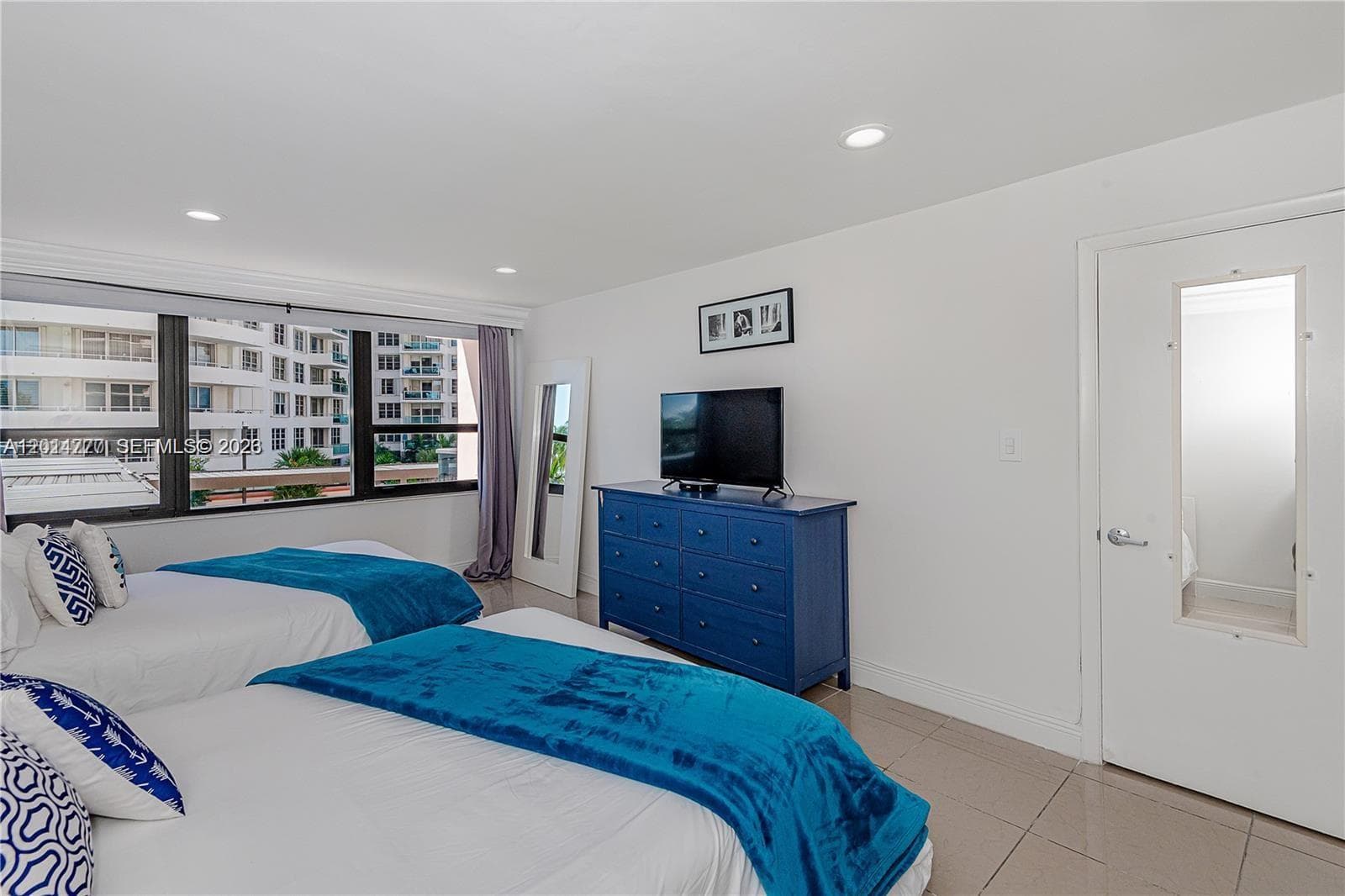 5225 Collins Ave 407 photo 20