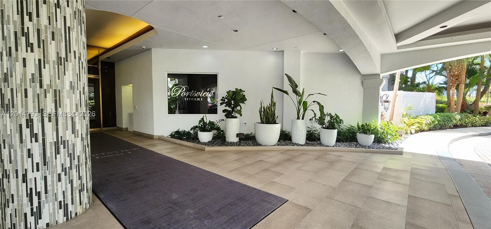 3610 Yacht Club Dr 615 photo 17