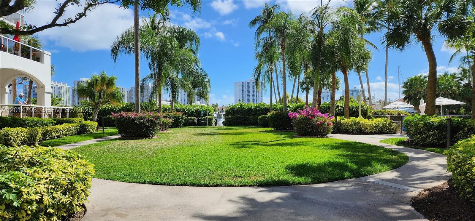 3610 Yacht Club Dr 615 photo 18