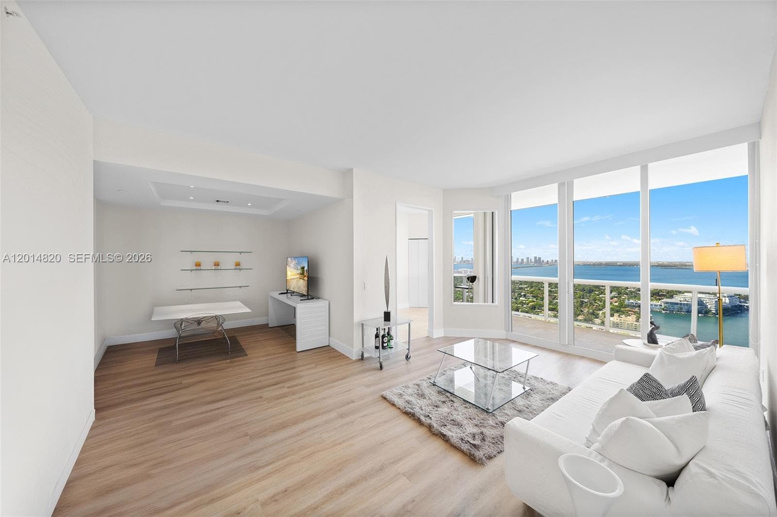 4775 Collins Ave PH4306 photo 1