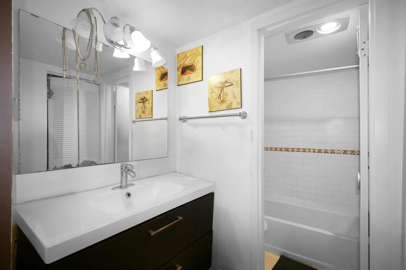 300 Waterway Drive S 407 photo 12