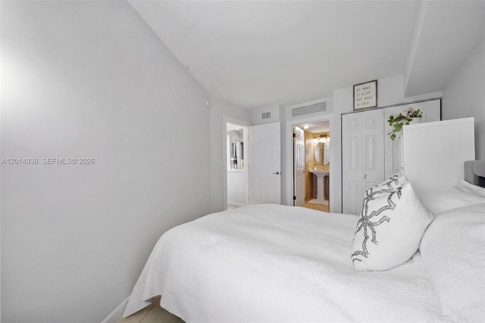 3300 191st St 1816 photo 22