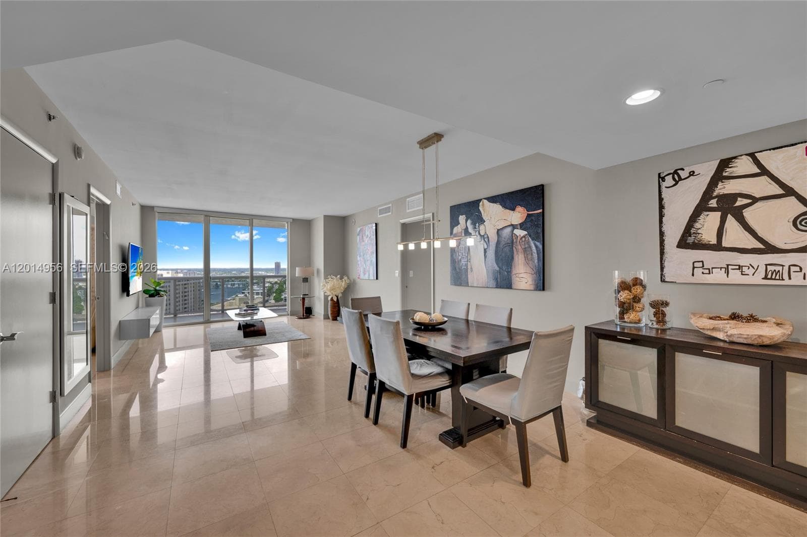 1800 Ocean Dr 2007 photo 8