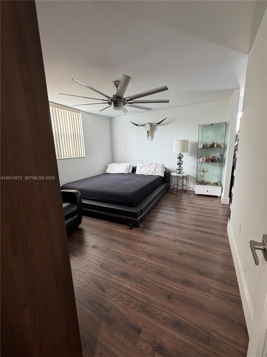 3550 169th St 107 photo 11