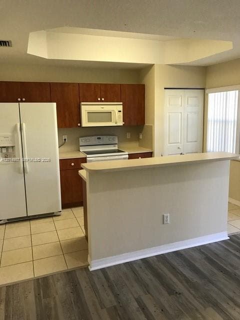 4945 Harbor Isles Dr 103 photo 4