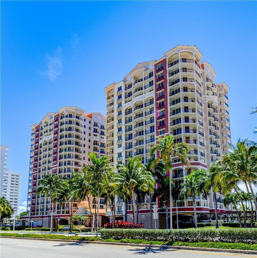 2001 N Ocean Boulevard 203 photo 1
