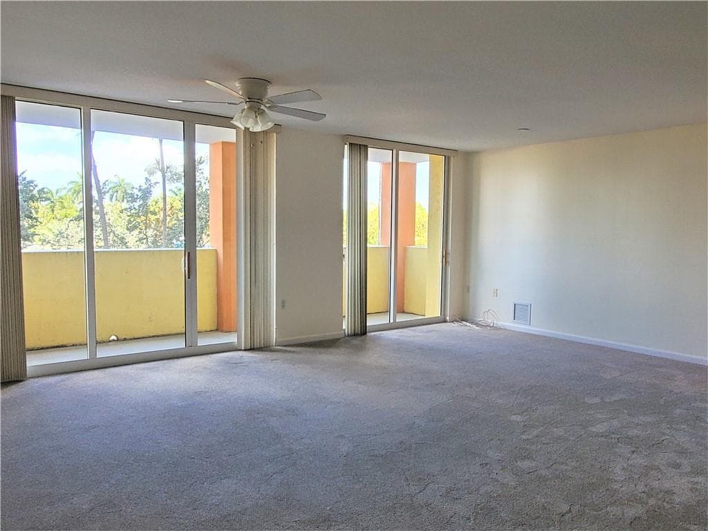 2001 N Ocean Boulevard 203 photo 10