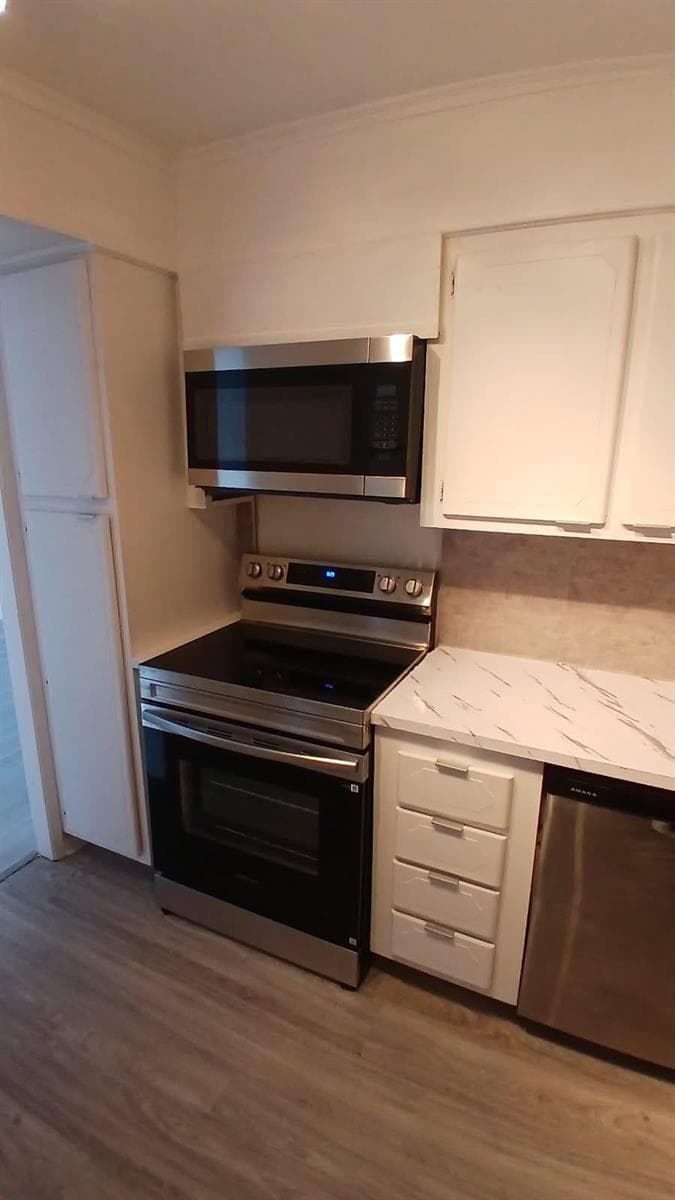 2841 NE 163rd Street 1111 photo 13