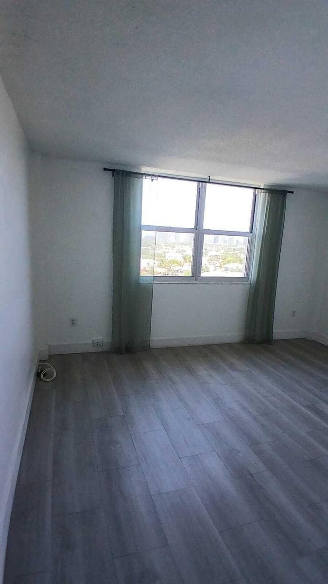 2841 NE 163rd Street 1111 photo 11