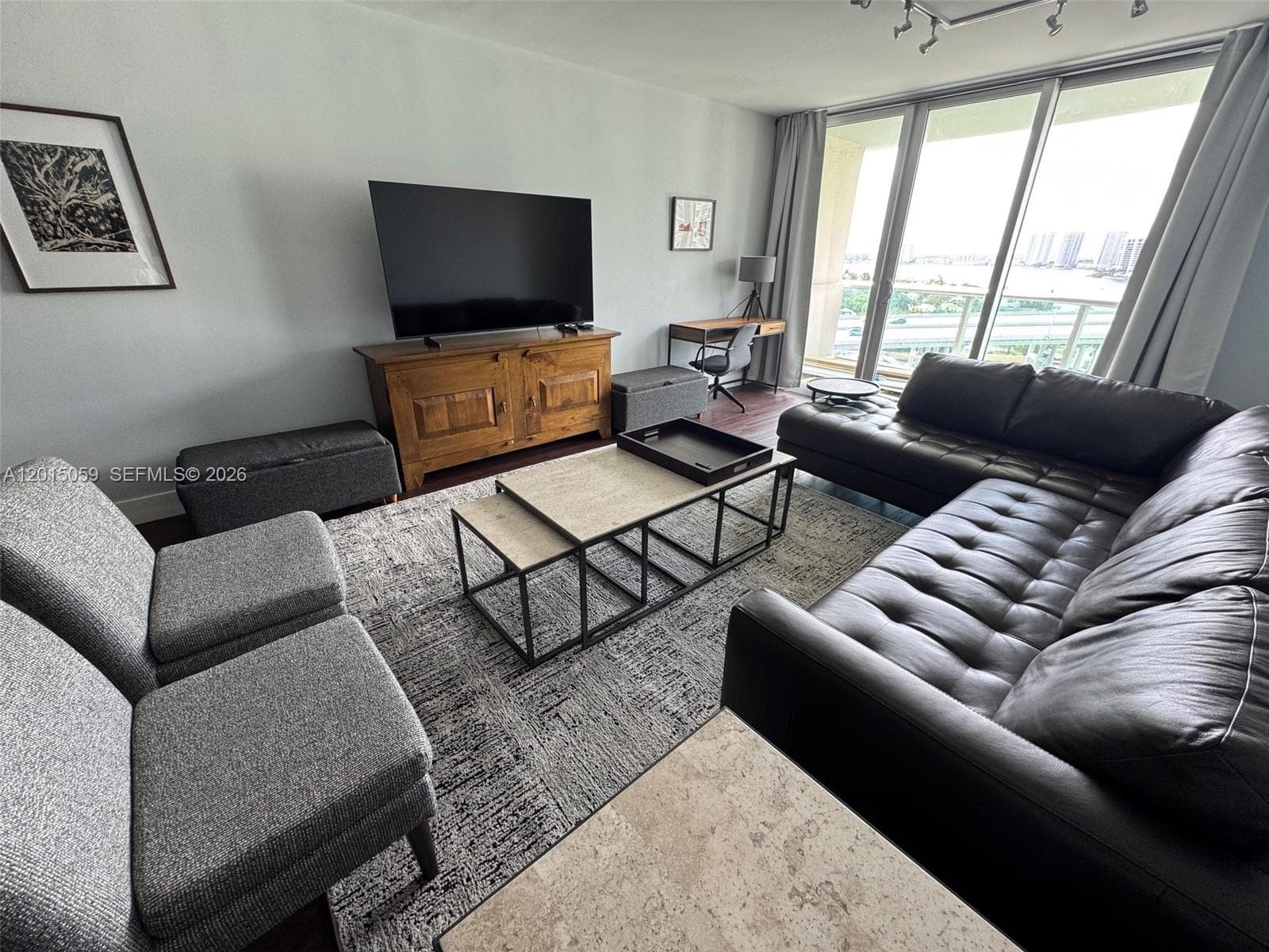 19380 Collins Ave 1219 photo 5