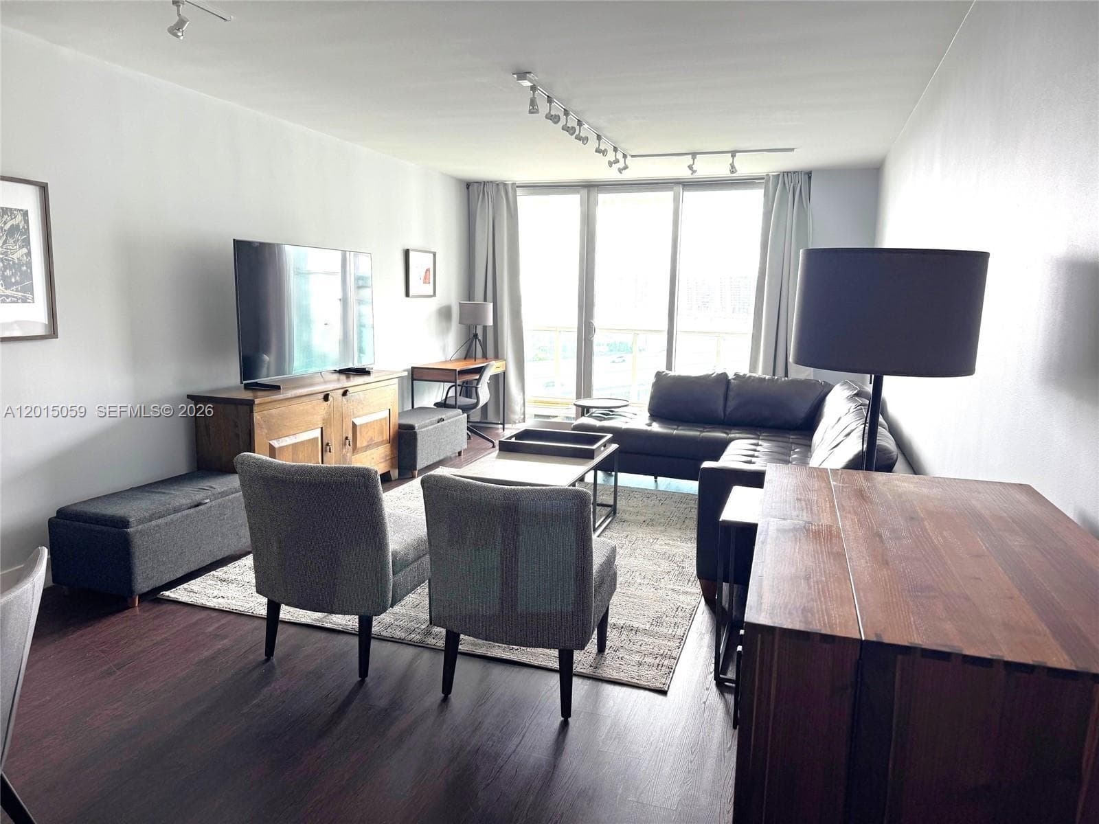 19380 Collins Ave 1219 photo 4