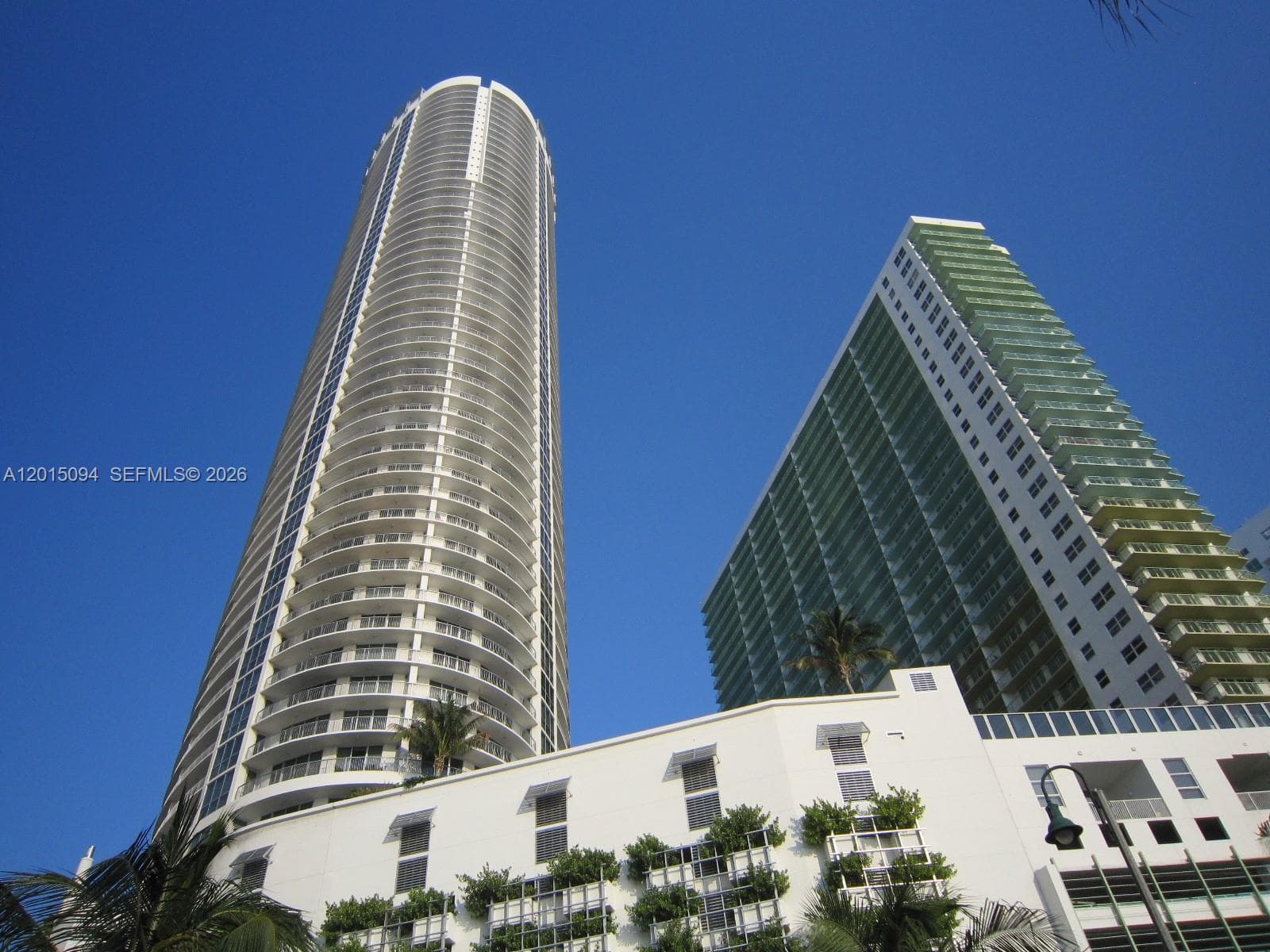 1750 N Bayshore Dr 3111 photo 13