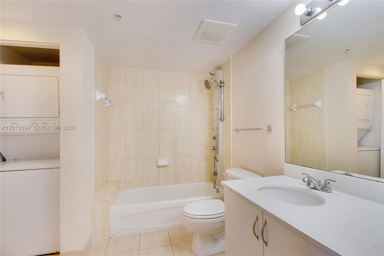 1750 N Bayshore Dr 3111 photo 12