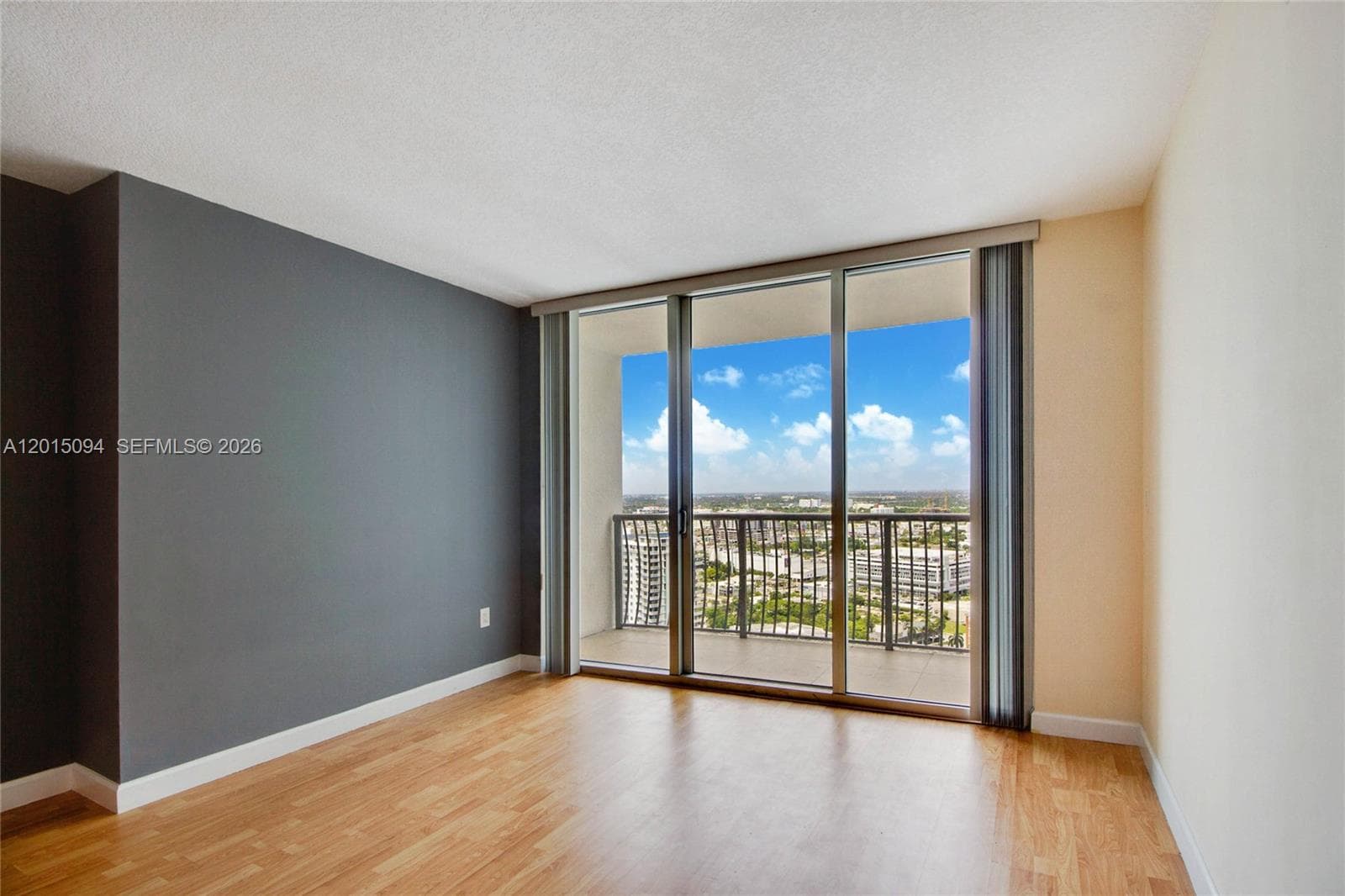 1750 N Bayshore Dr 3111 photo 5