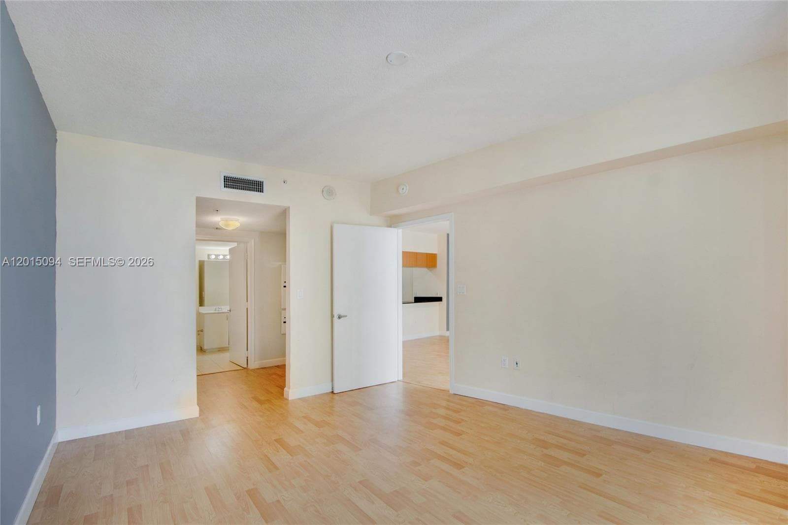 1750 N Bayshore Dr 3111 photo 10