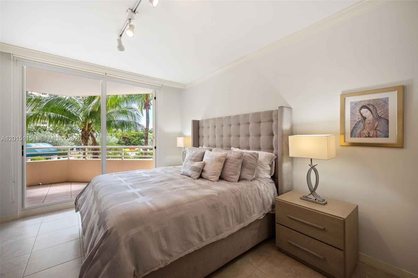 888 Brickell Key Dr 609 photo 14