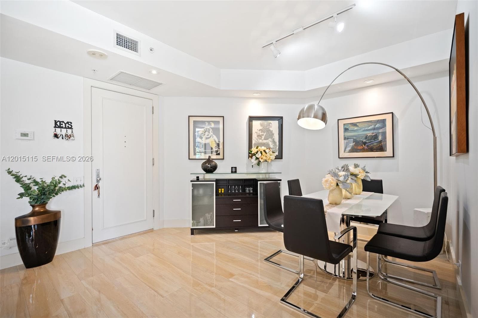 888 Brickell Key Dr 609 photo 4