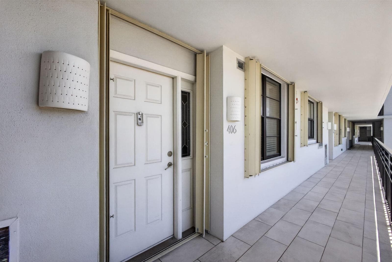 840 Ocean Drive 406 photo 5