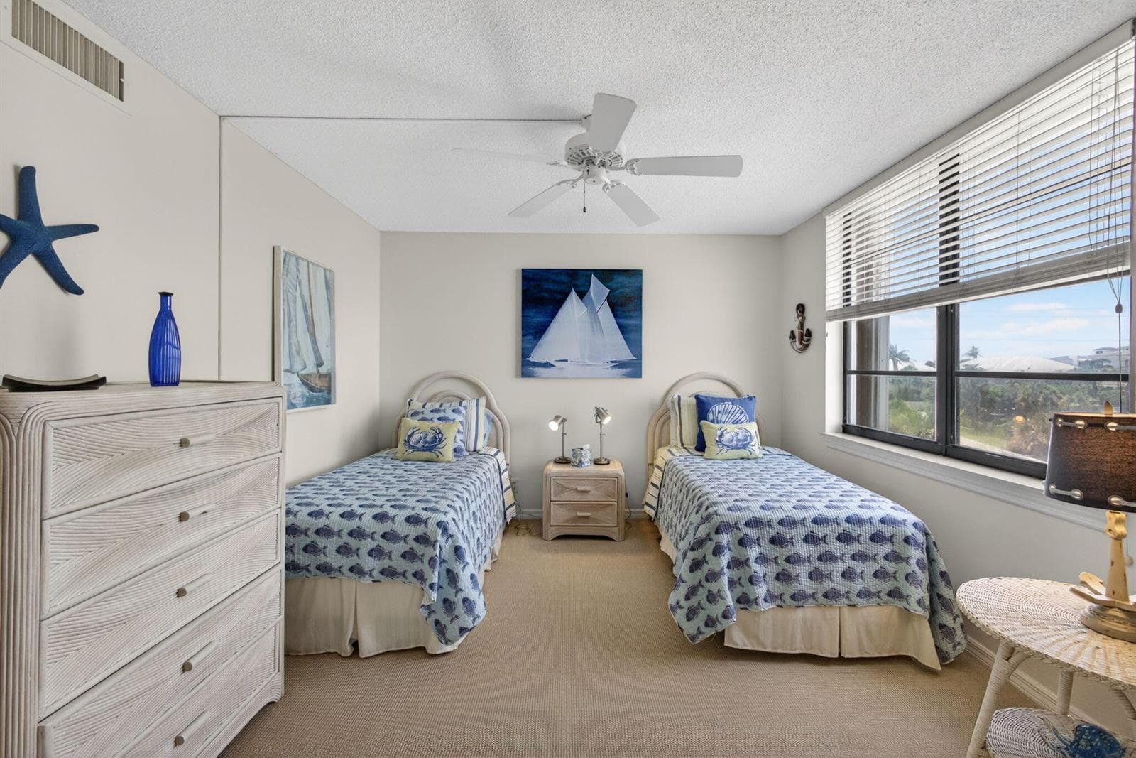 840 Ocean Drive 406 photo 20