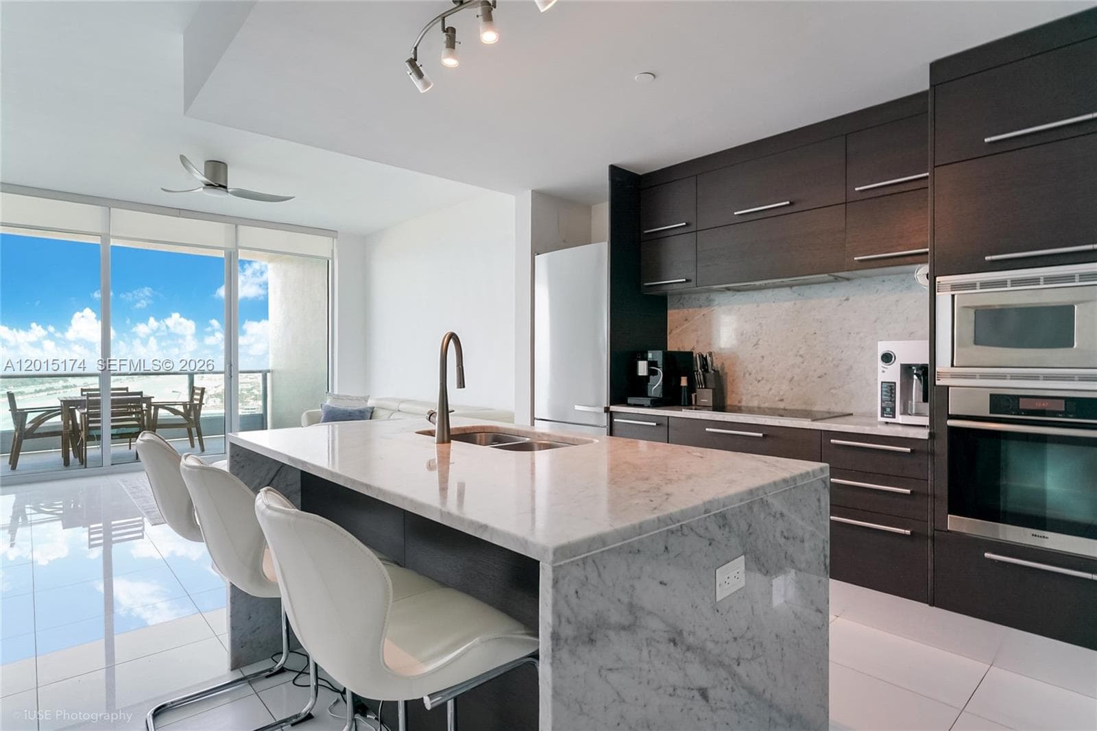 900 Biscayne Blvd 3407 photo 2