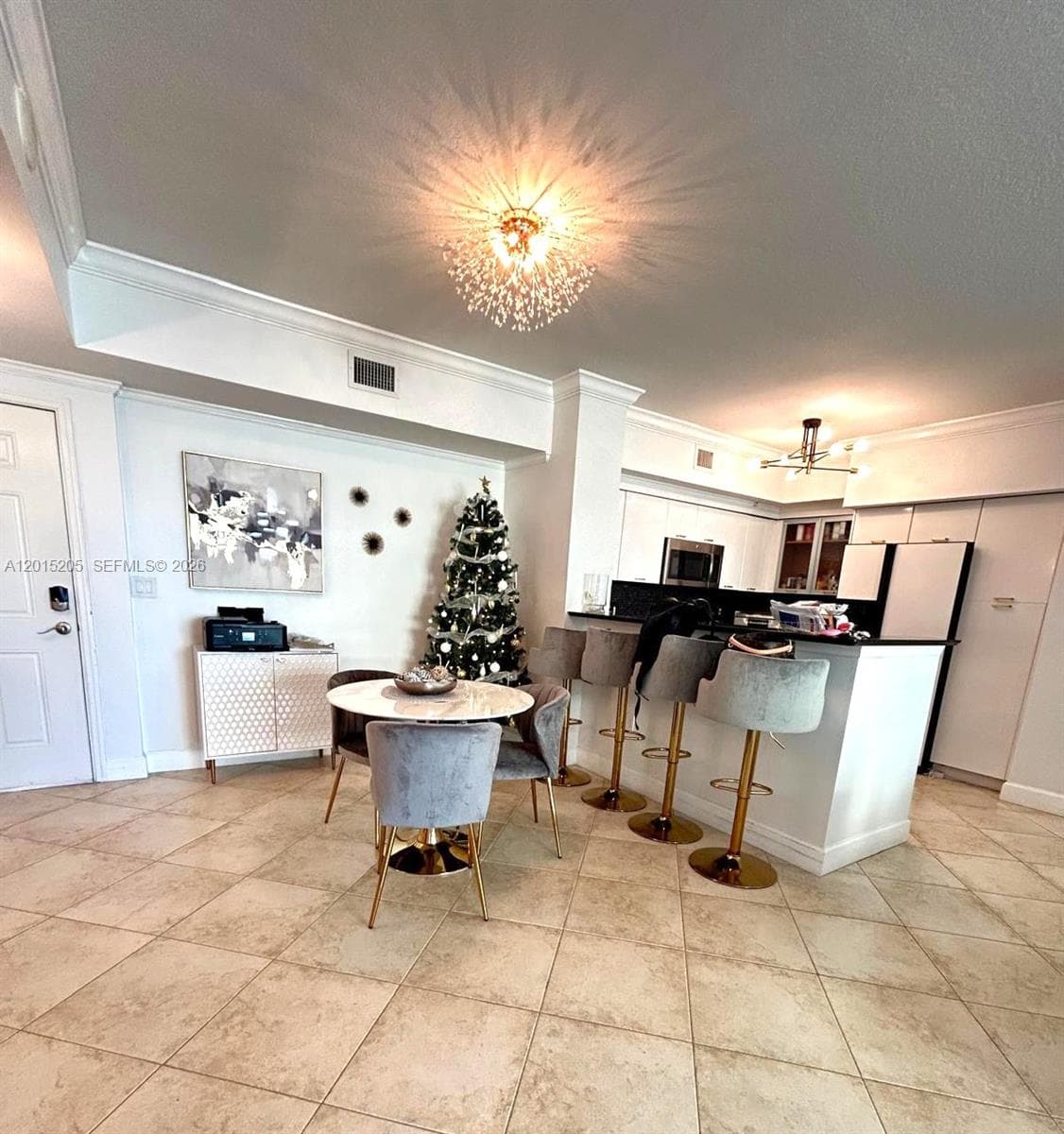 625 Casa Loma Blvd 1009 photo 5