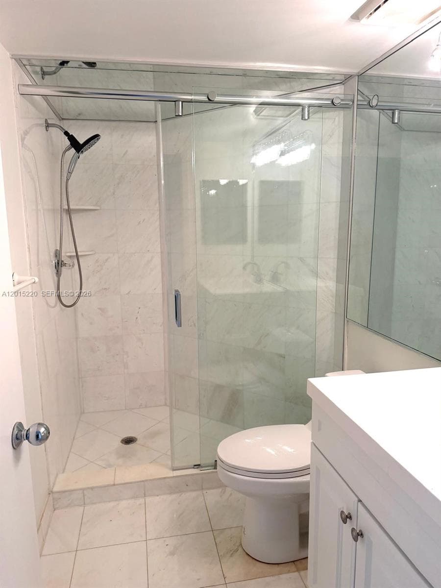 19101 NE 36th Ct 1801 photo 12
