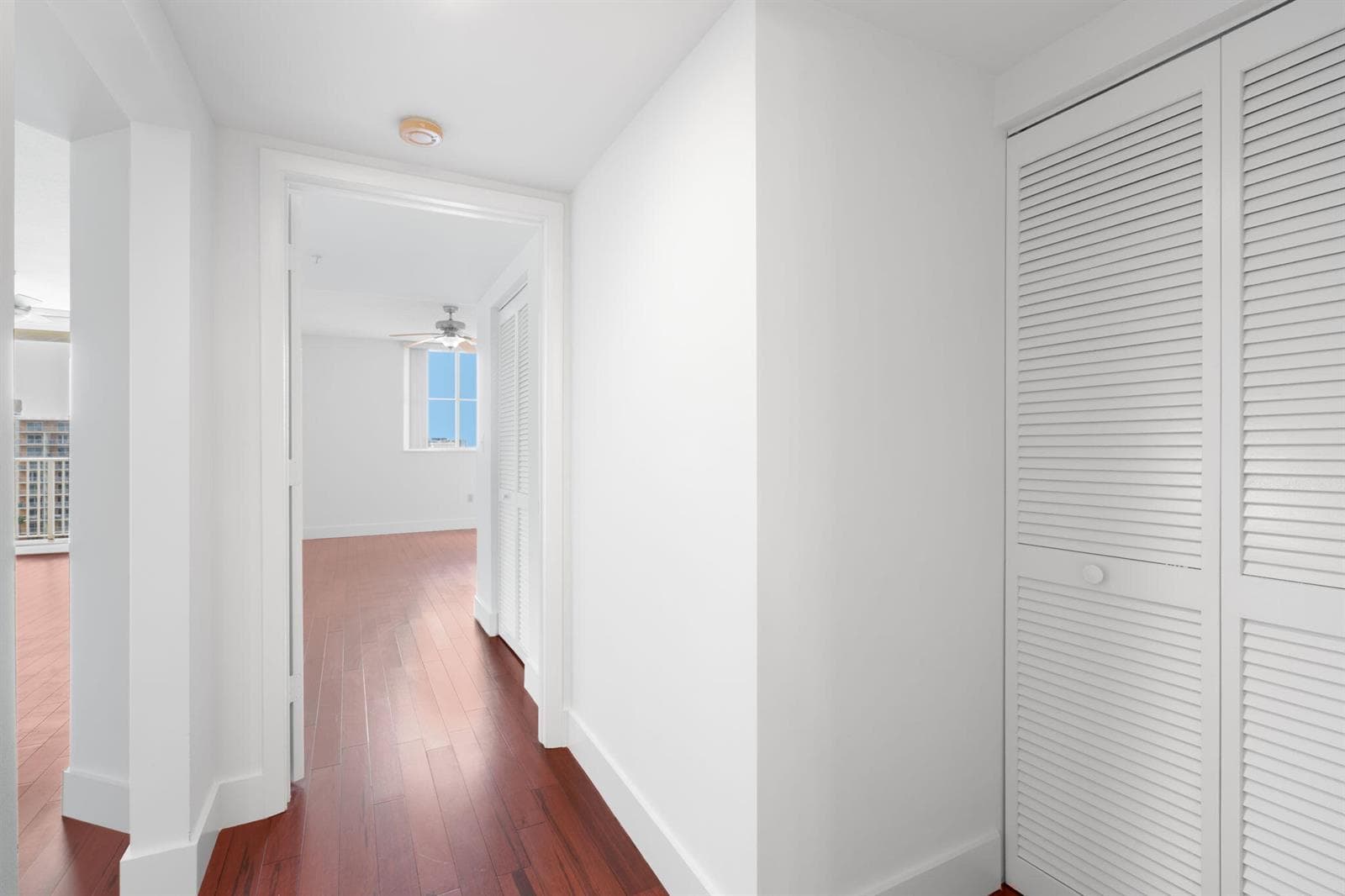 3020 NE 32nd Avenue 704 photo 12