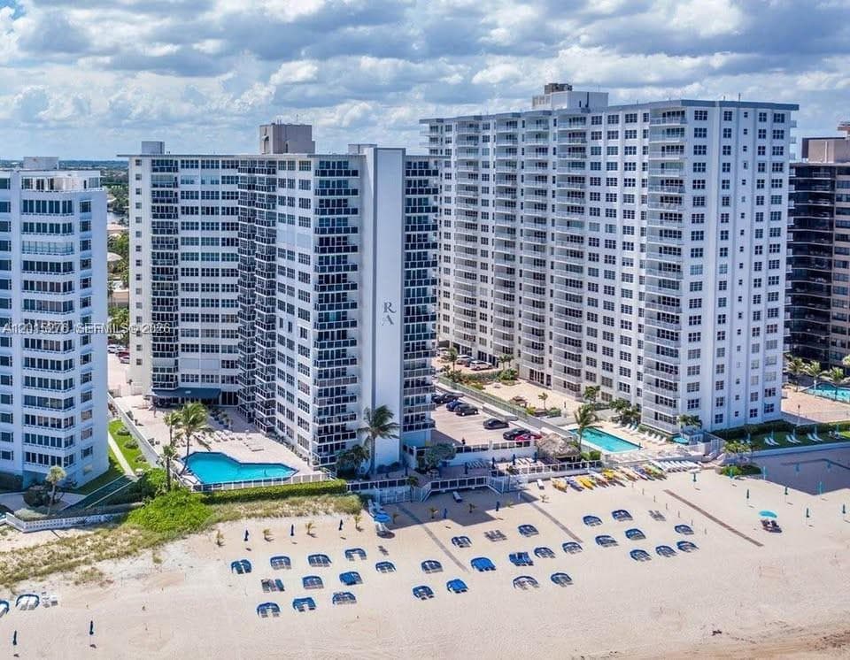 3700 Galt Ocean Dr 1002 photo 2