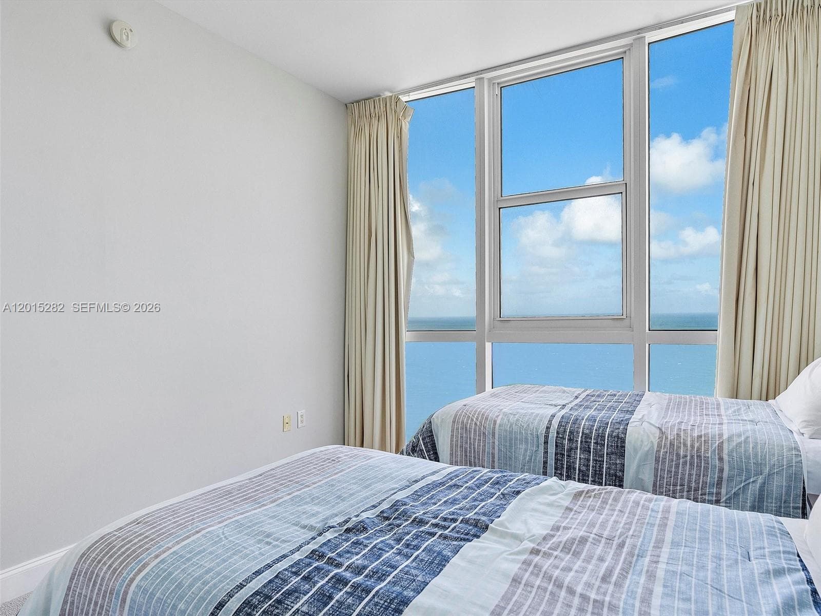 18201 Collins Ave 4009 photo 17