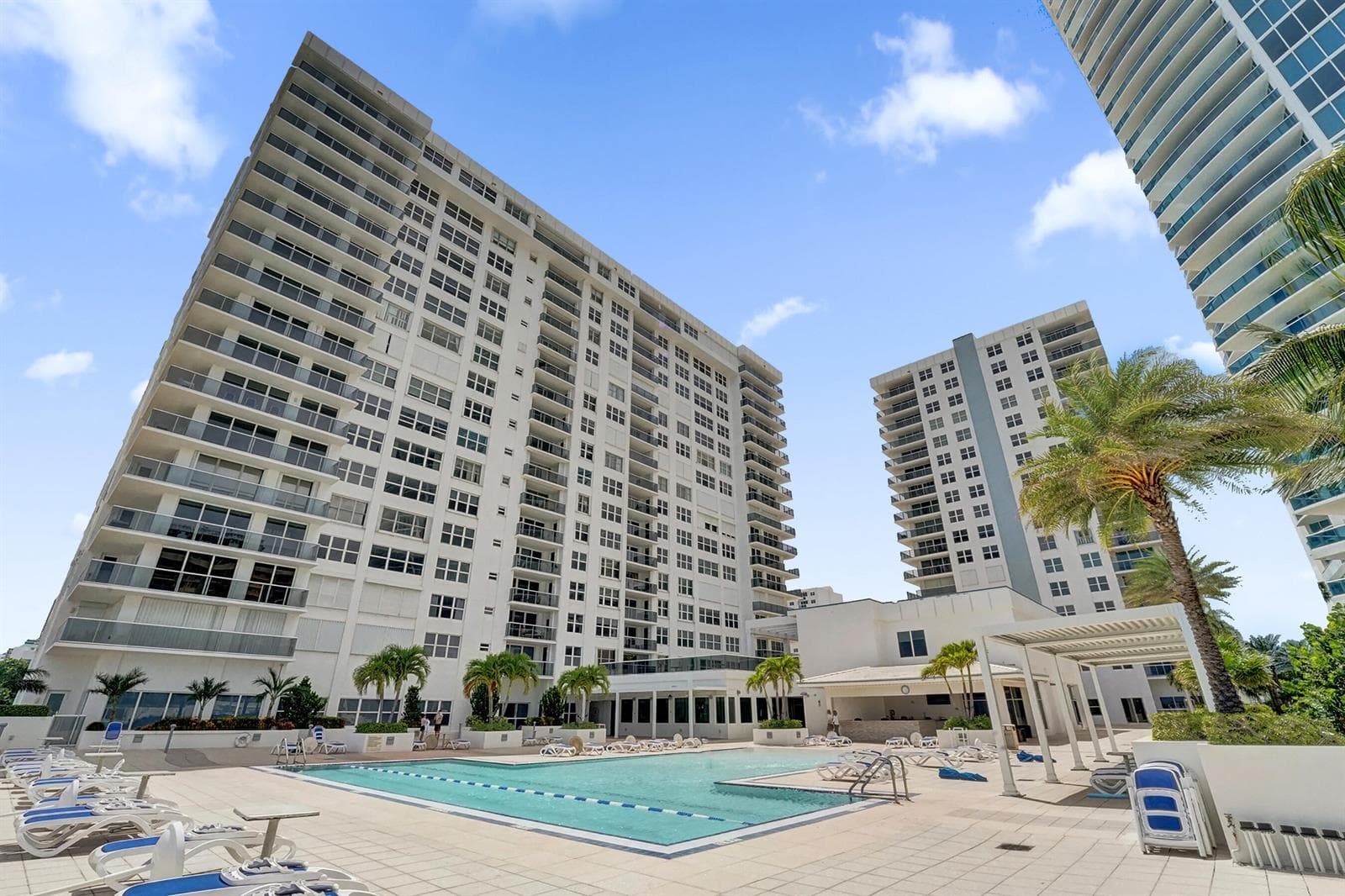 2751 S Ocean Drive 302s photo 6