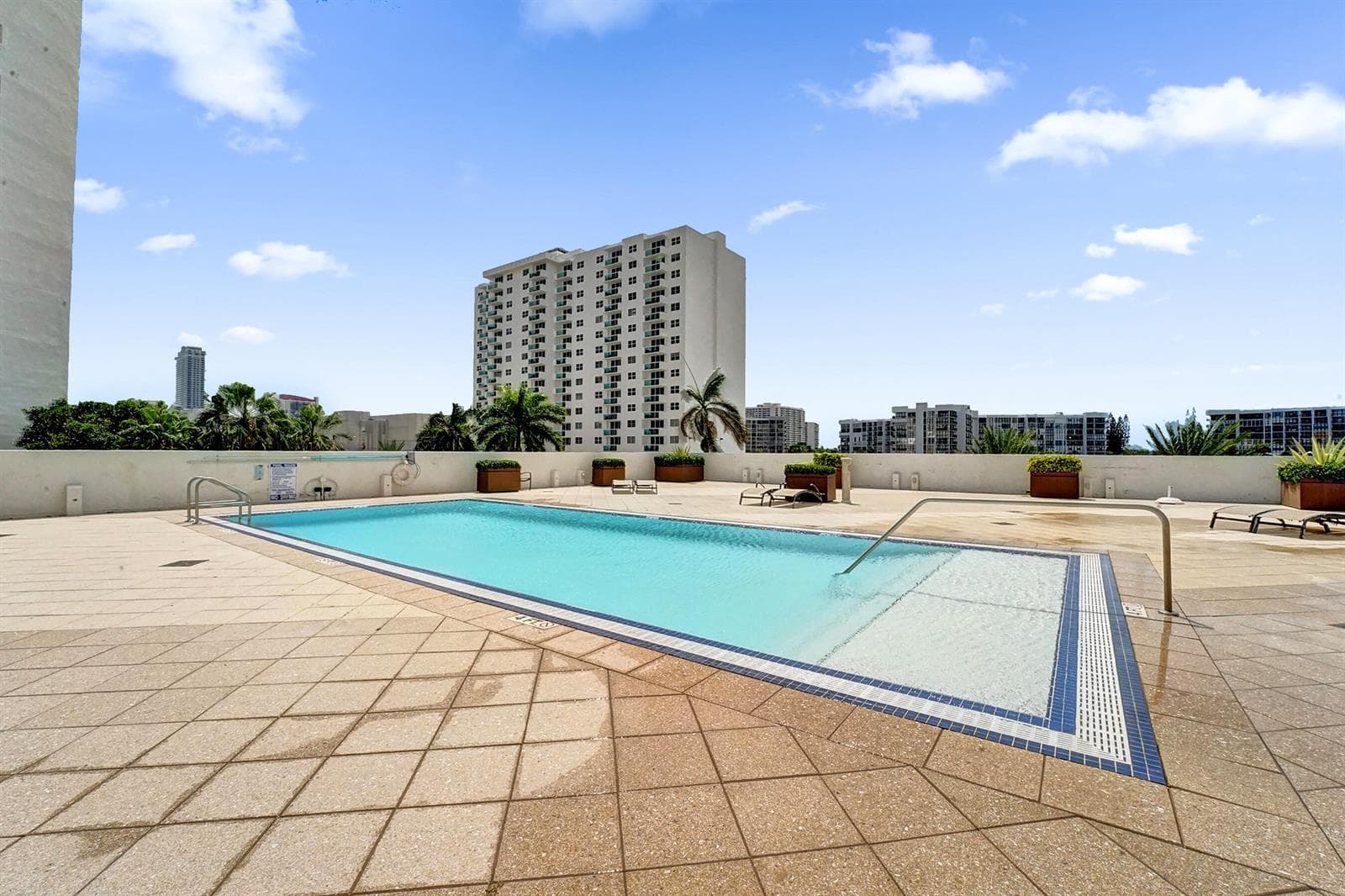 2751 S Ocean Drive 302s photo 24